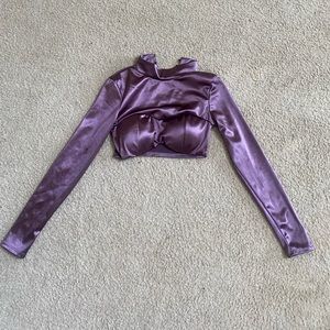 Bra padded long sleeve crop top